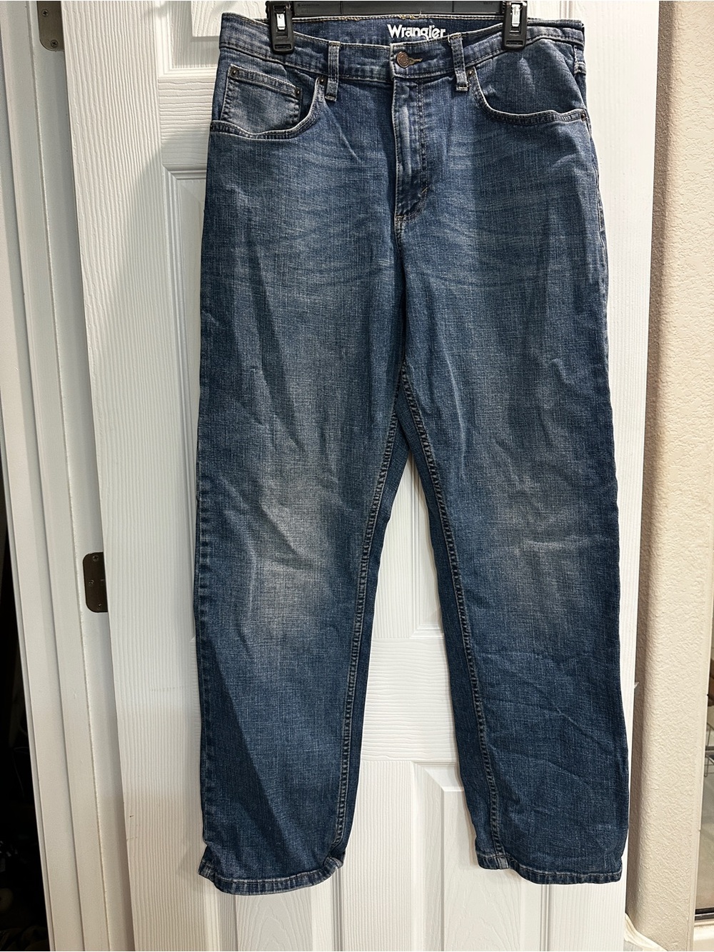 Wrangler Relaxed Fit Blue Denim Jeans